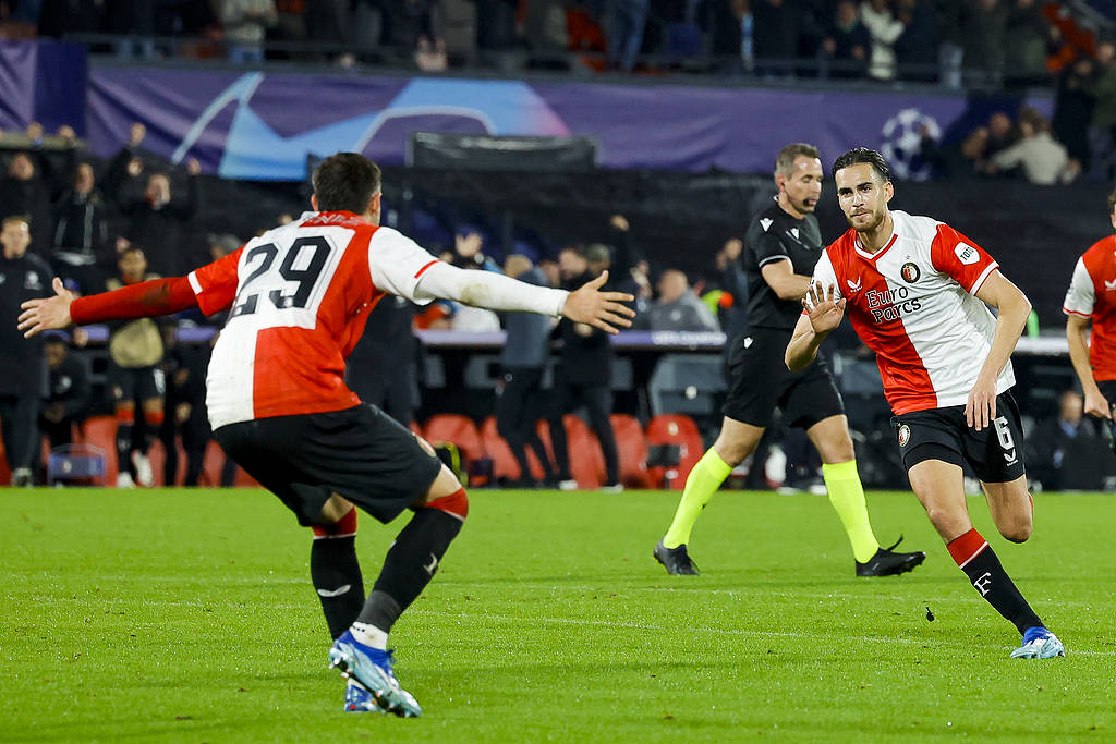 悦盈电竞 -关于国际比赛日荷甲焦点战，门兴格拉德巴赫主帅复盘，更衣室稳定，球探报告显示潜力的信息