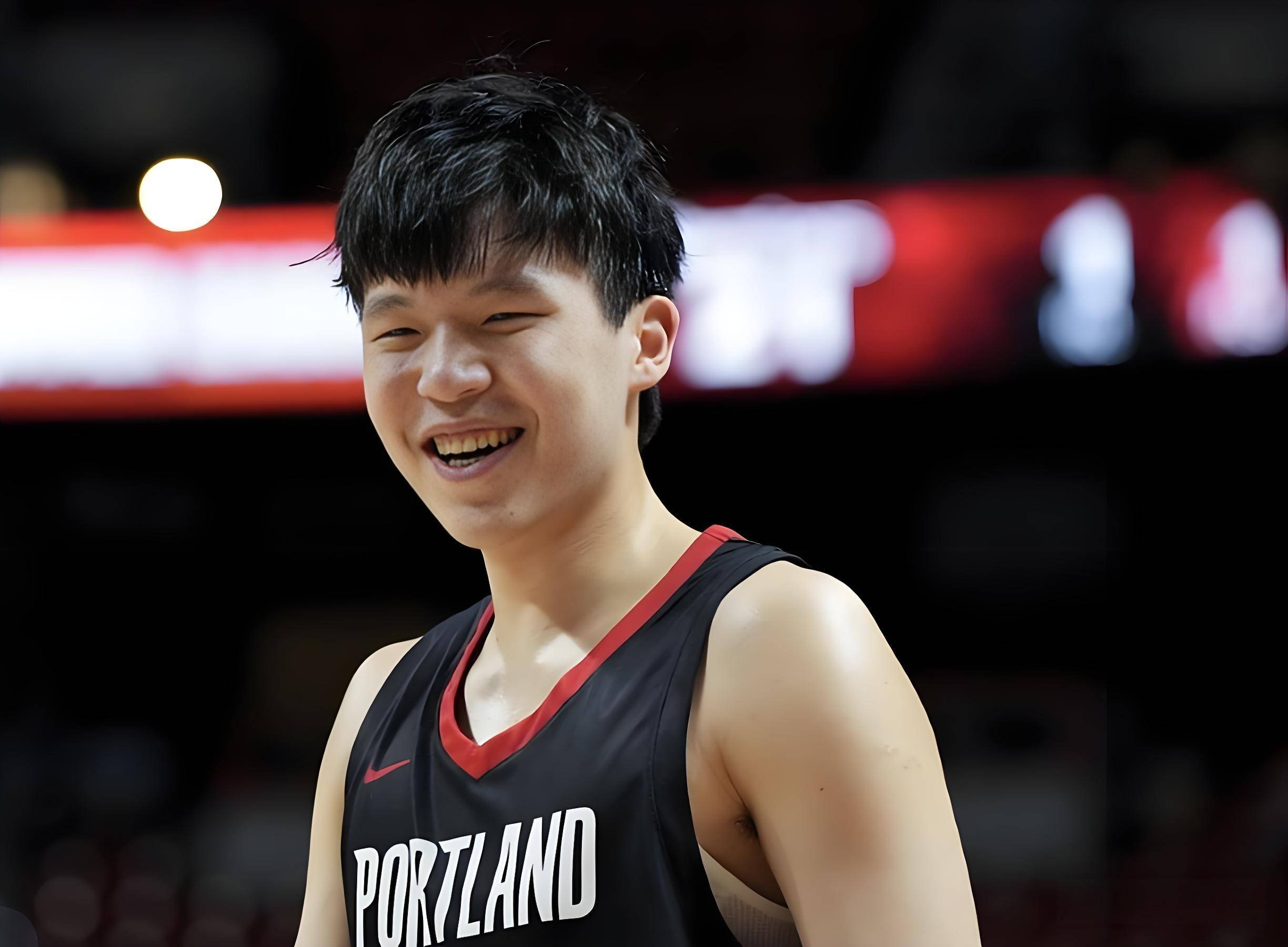 悦盈在线入口 -cba常规赛后个别球迷在马路上呼喊不当言论