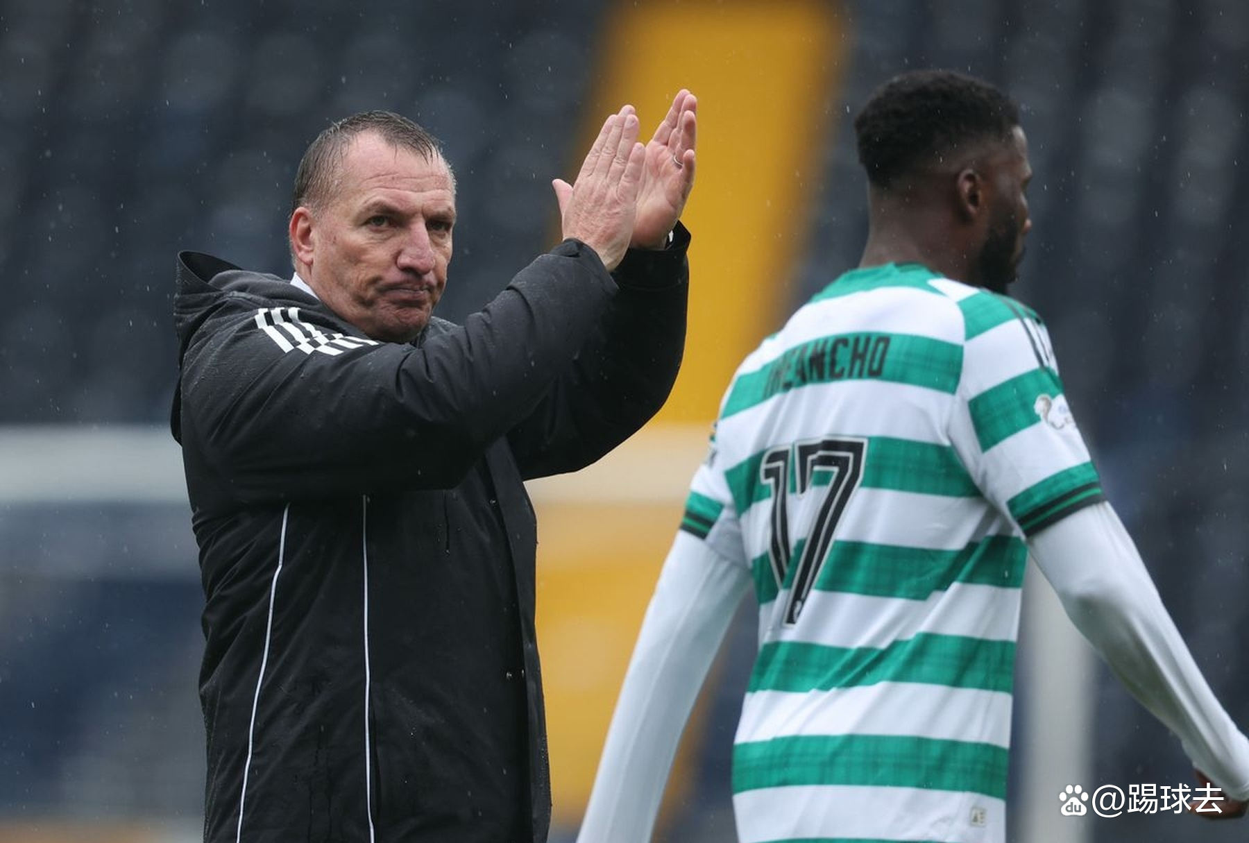 悦盈电竞 -里程碑夜波士顿凯尔特人篮板制胜；欧联窗口期刷纪录；媒体盛赞；更衣室氛围转暖的简单介绍